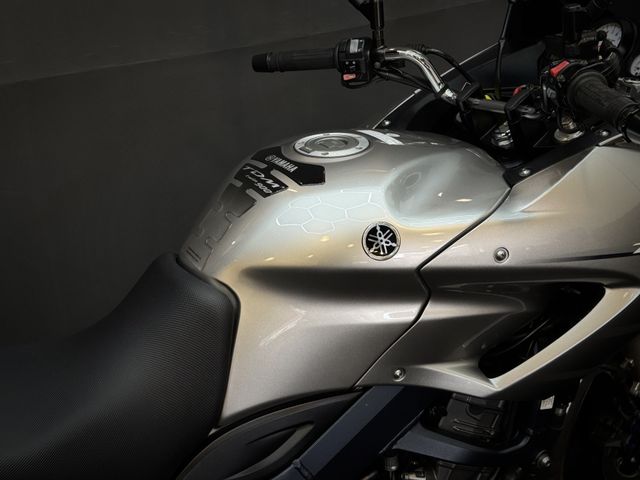 yamaha - tdm-900