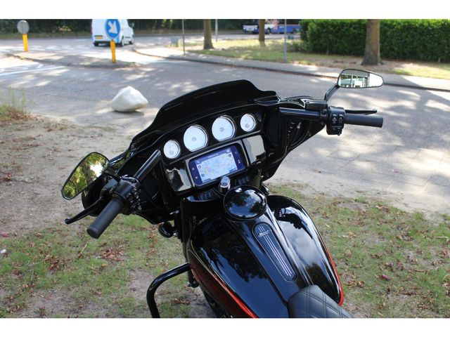 harley-davidson - street-glide-special-flhxs