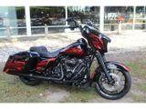 HARLEY-DAVIDSON STREET GLIDE SPECIAL FLHXS