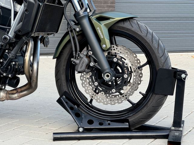 kawasaki - z650