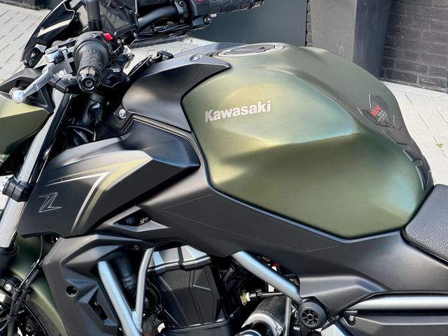 kawasaki - z650