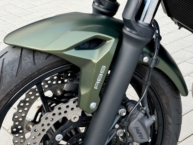 kawasaki - z650