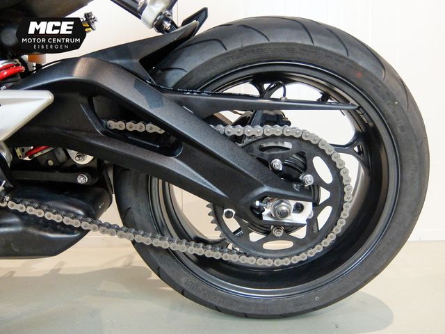 triumph - street-triple-r