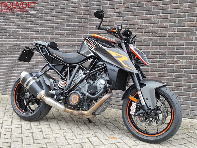 ktm - 1290-super-duke-r