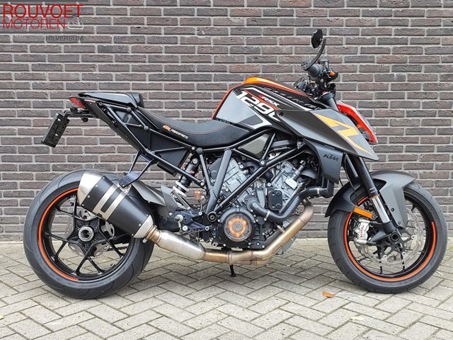 ktm - 1290-super-duke-r