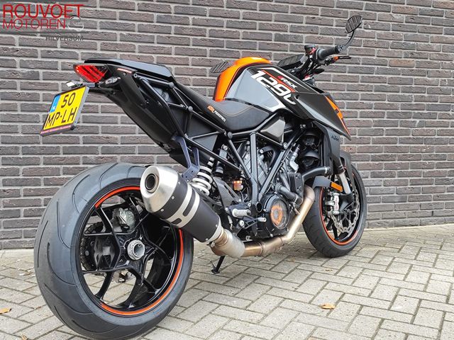 ktm - 1290-super-duke-r