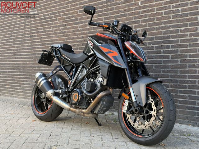 ktm - 1290-super-duke-r