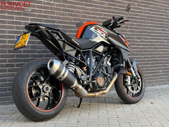 ktm - 1290-super-duke-r