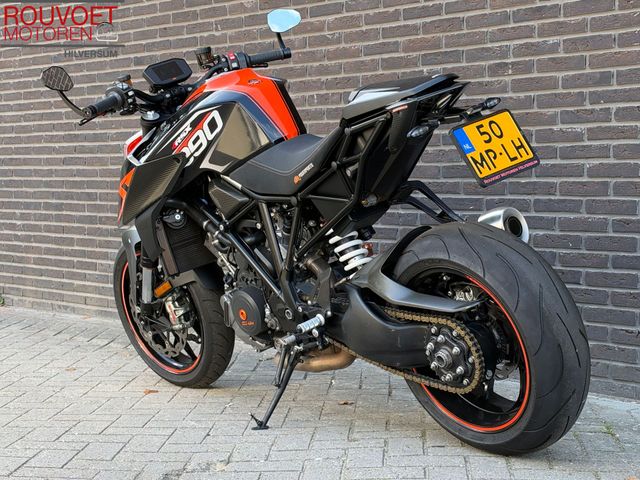 ktm - 1290-super-duke-r