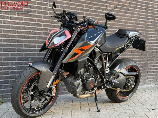 ktm - 1290-super-duke-r