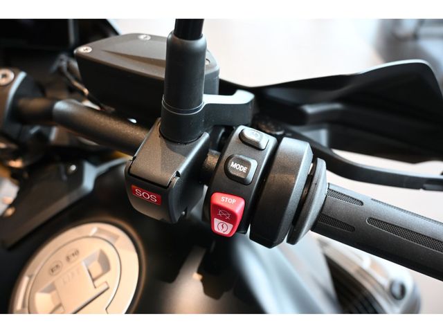 bmw - r-12-g-s