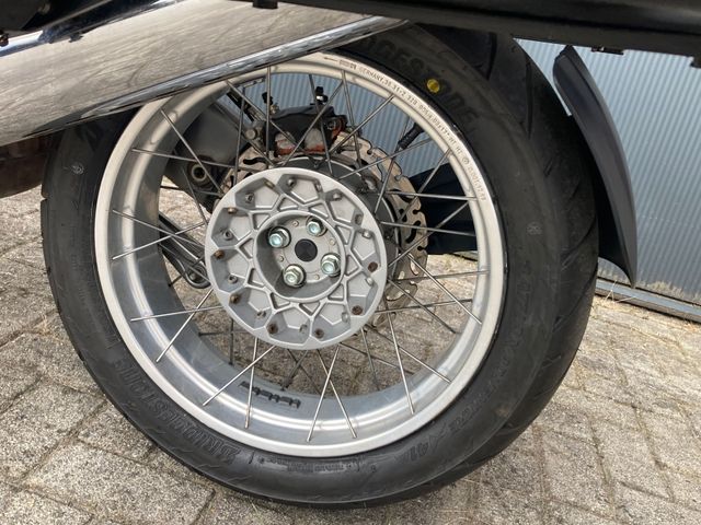 bmw - r-1150-gs