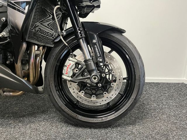 kawasaki - z1000-r