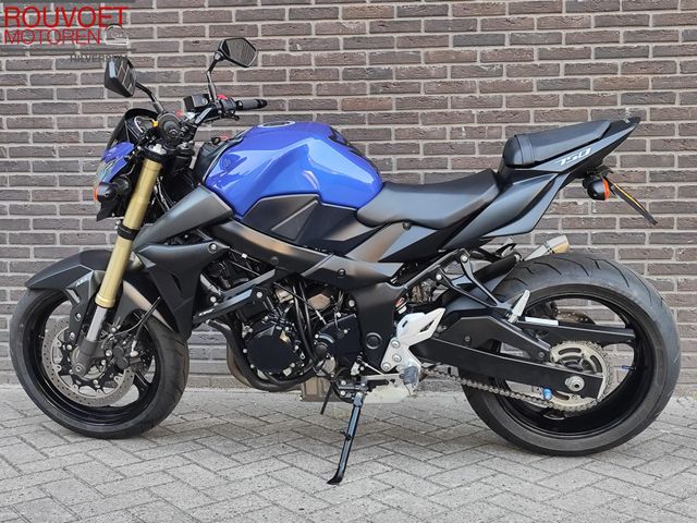 suzuki - gsr-750-a
