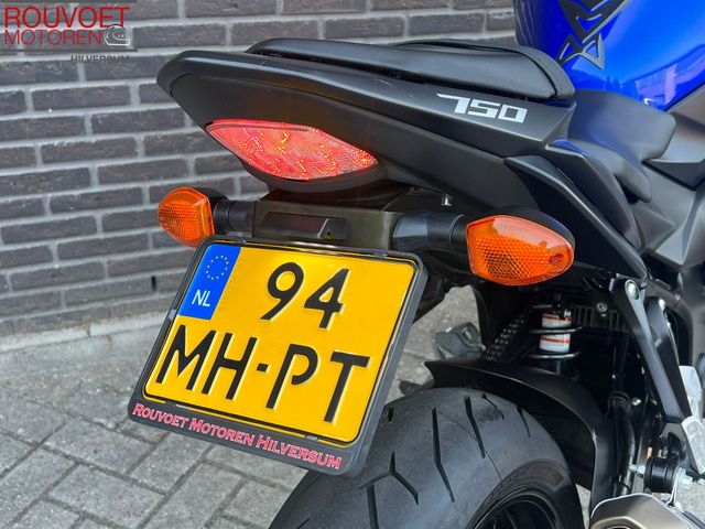 suzuki - gsr-750-a