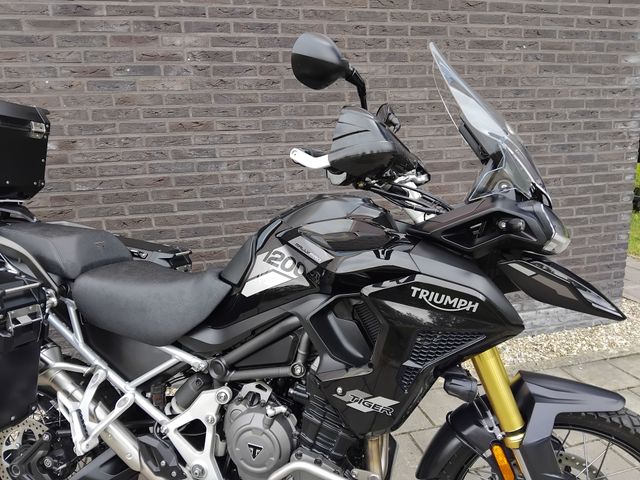 triumph - tiger-1200-rally-pro
