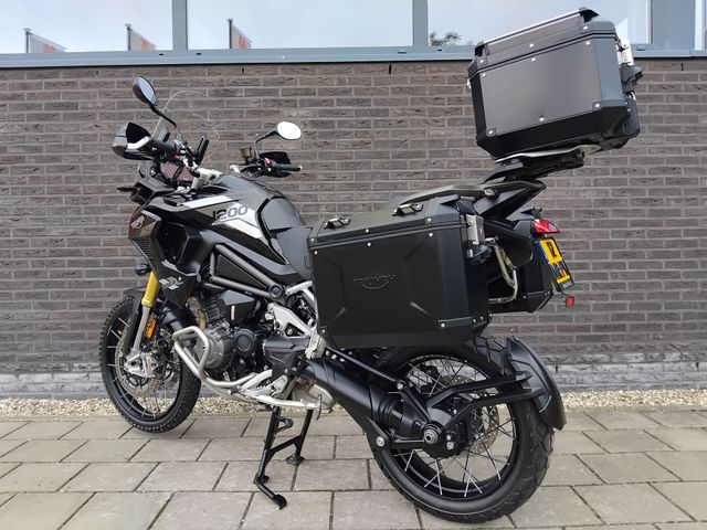 triumph - tiger-1200-rally-pro