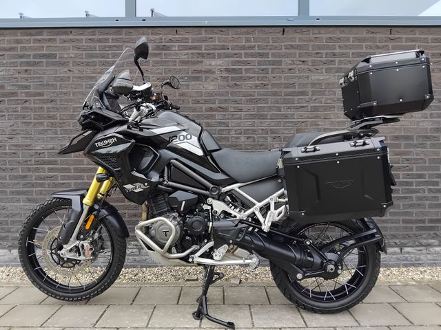 triumph - tiger-1200-rally-pro