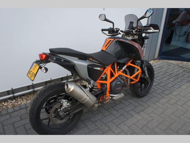 ktm - 690-duke-abs