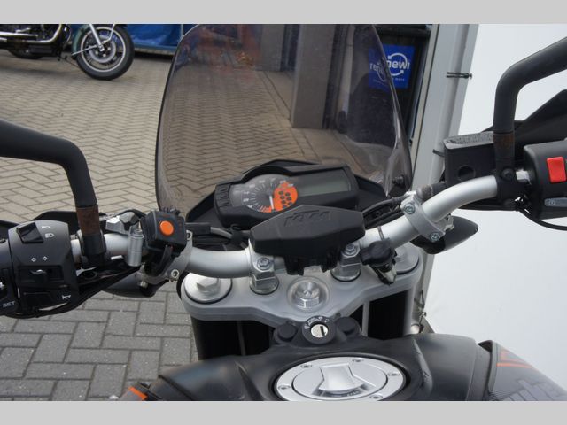 ktm - 690-duke-abs