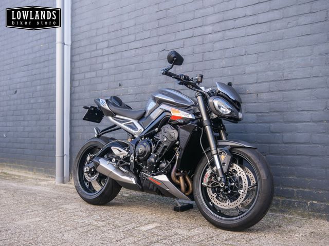 triumph - street-triple-rs