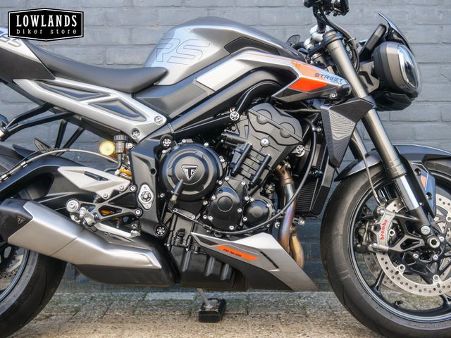 triumph - street-triple-rs