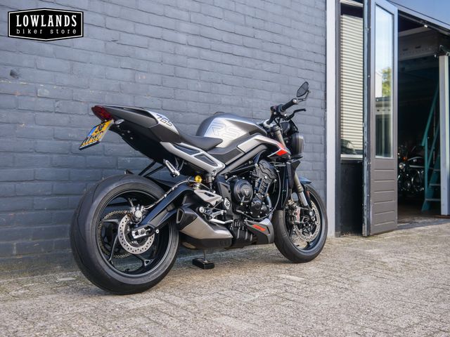 triumph - street-triple-rs