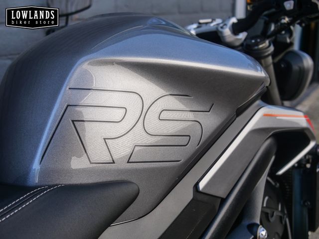 triumph - street-triple-rs