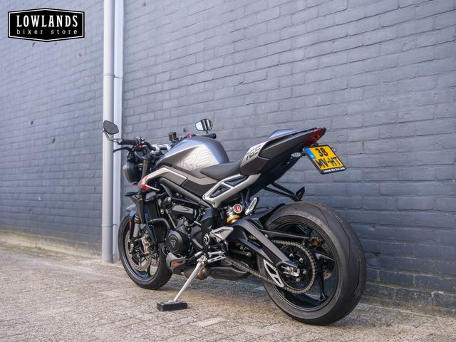 triumph - street-triple-rs