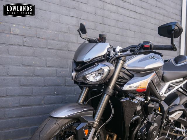 triumph - street-triple-rs