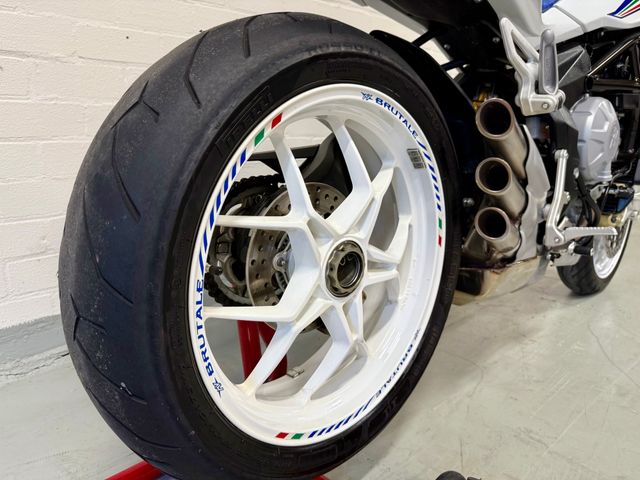 mv-agusta - brutale-800