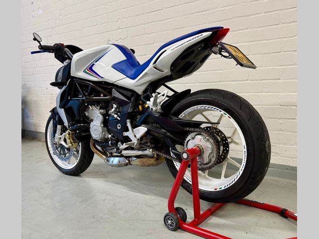 mv-agusta - brutale-800