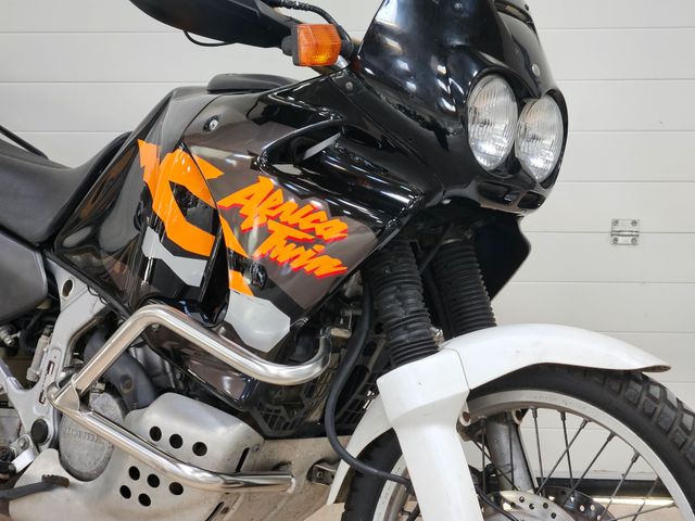 honda - xrv-750-africa-twin