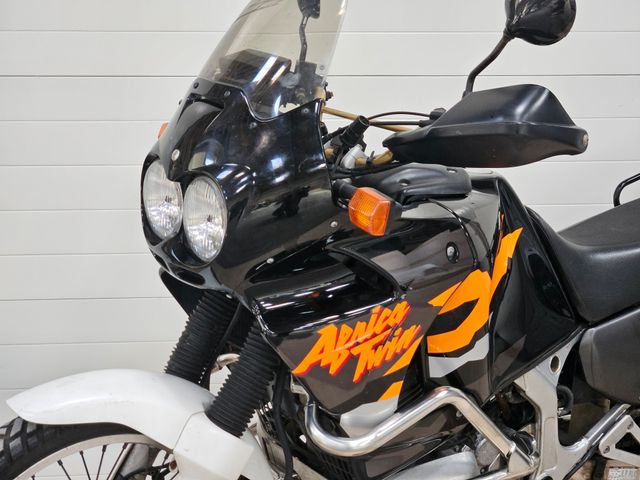 honda - xrv-750-africa-twin