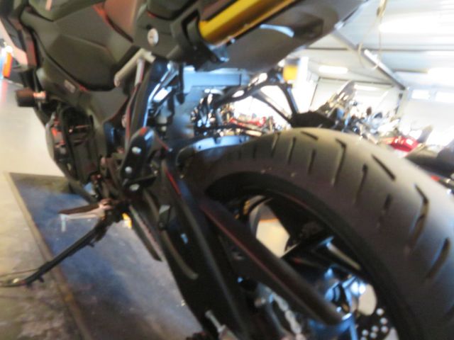 suzuki - gsx-s-1000-gx