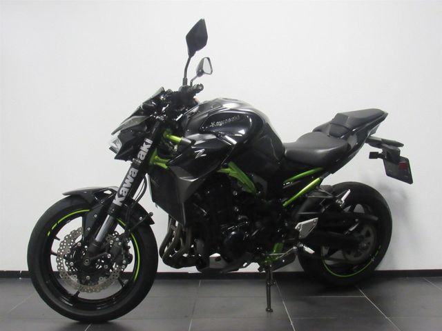 kawasaki - z900