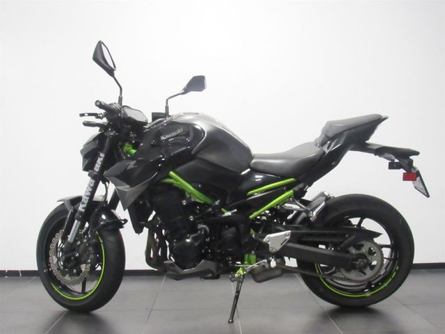 kawasaki - z900