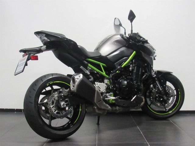 kawasaki - z900