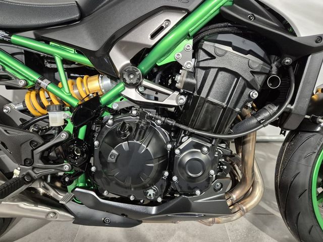 kawasaki - z900-se