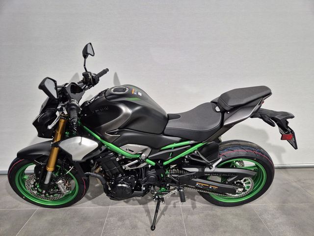 kawasaki - z900-se