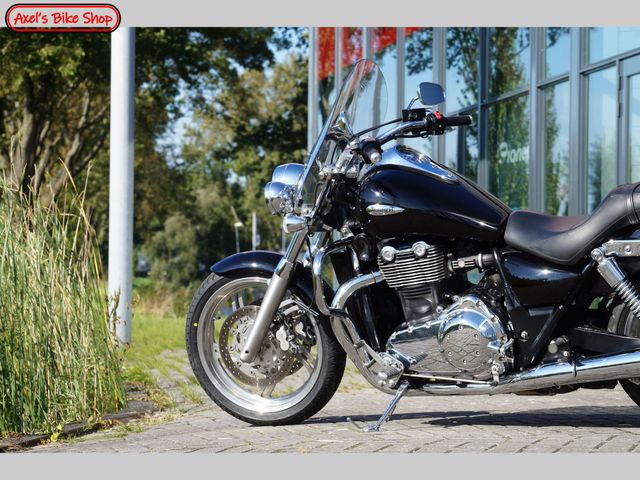 triumph - thunderbird