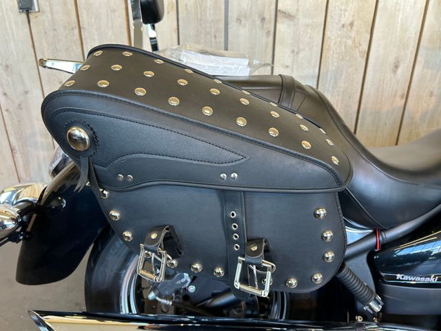 kawasaki - vn-900-classic
