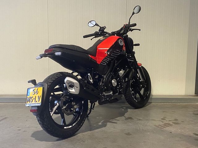 benelli - leoncino-125
