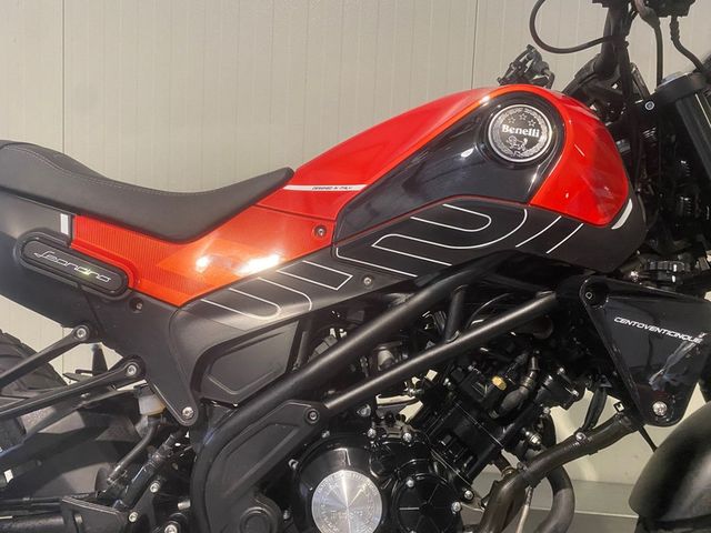benelli - leoncino-125