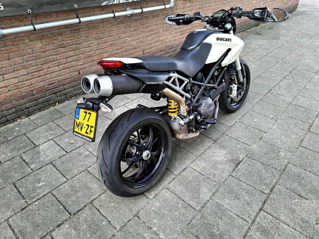 ducati - hypermotard-796