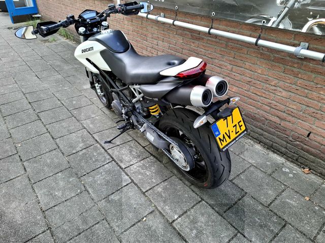 ducati - hypermotard-796
