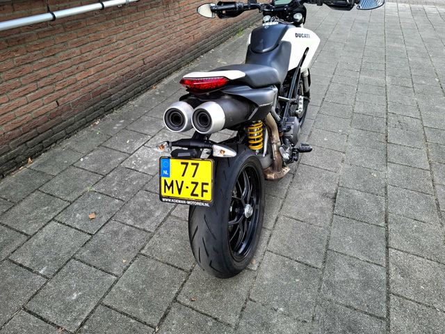 ducati - hypermotard-796