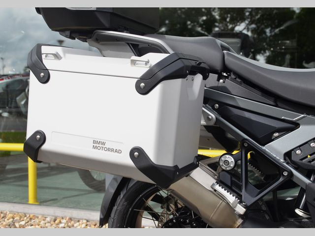 bmw - r-1300-gs-adventure-trophy