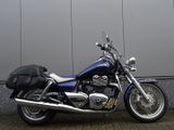 TRIUMPH THUNDERBIRD
