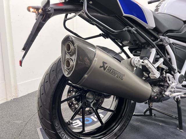 bmw - r-1250-rs